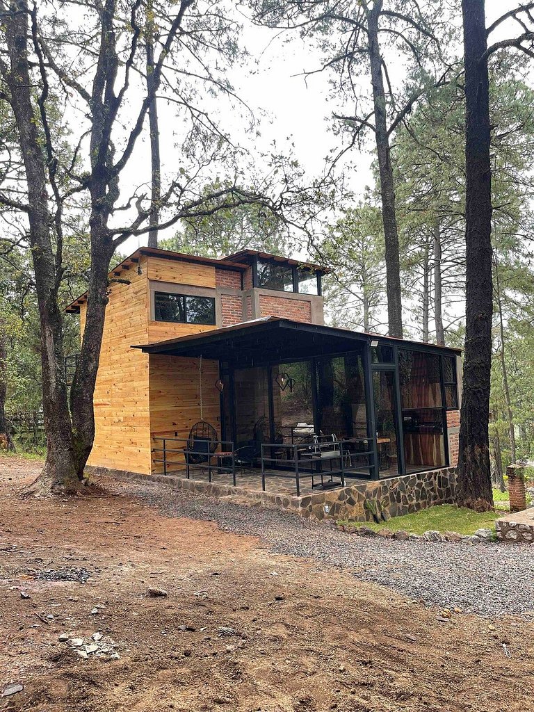 Hermosa Cabaña Inmersa en el Bosque de Tapalpa