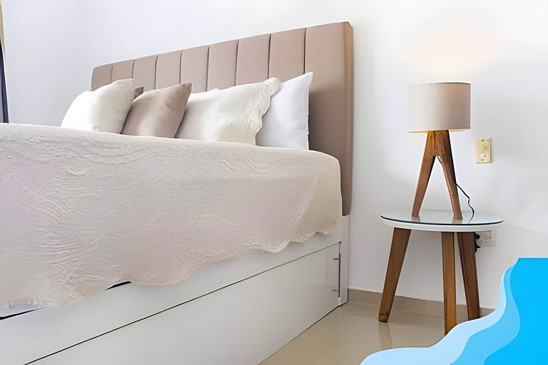 Minimalist Studio with Pool and FREE Scooter