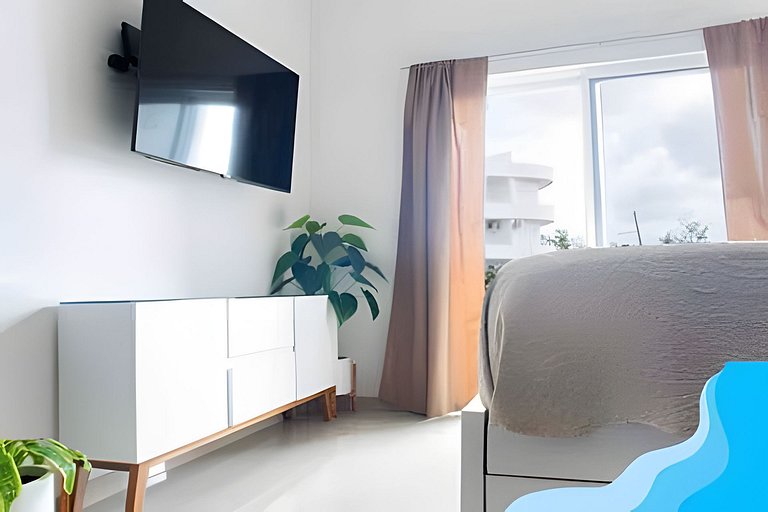 Minimalist Studio with Pool and FREE Scooter