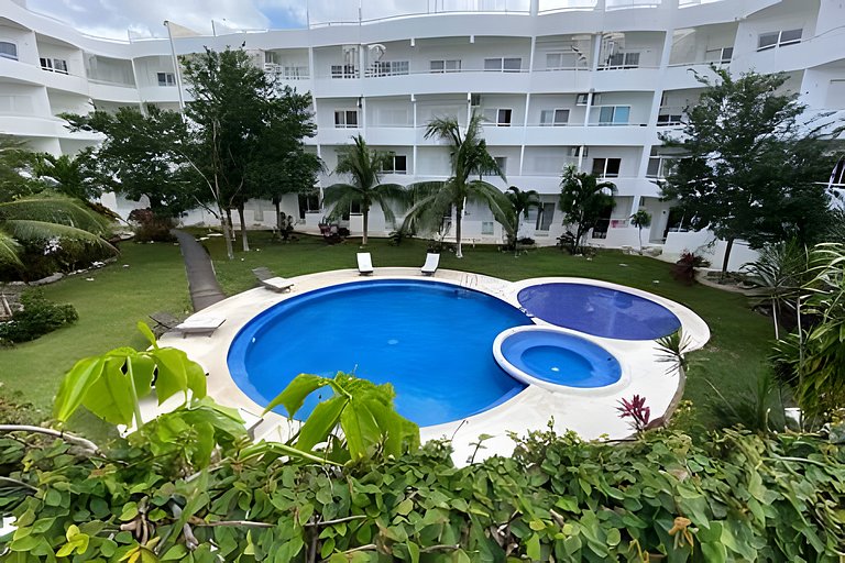 Minimalist Studio with Pool and FREE Motor Scooter